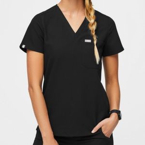 Figs Catarina One Pocket Scrub Top Large Black